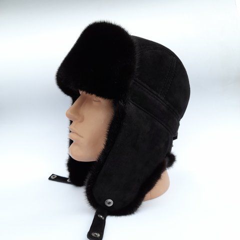 Чоловіча ноткова шапка вушанка на замші чорного кольору 340 фото